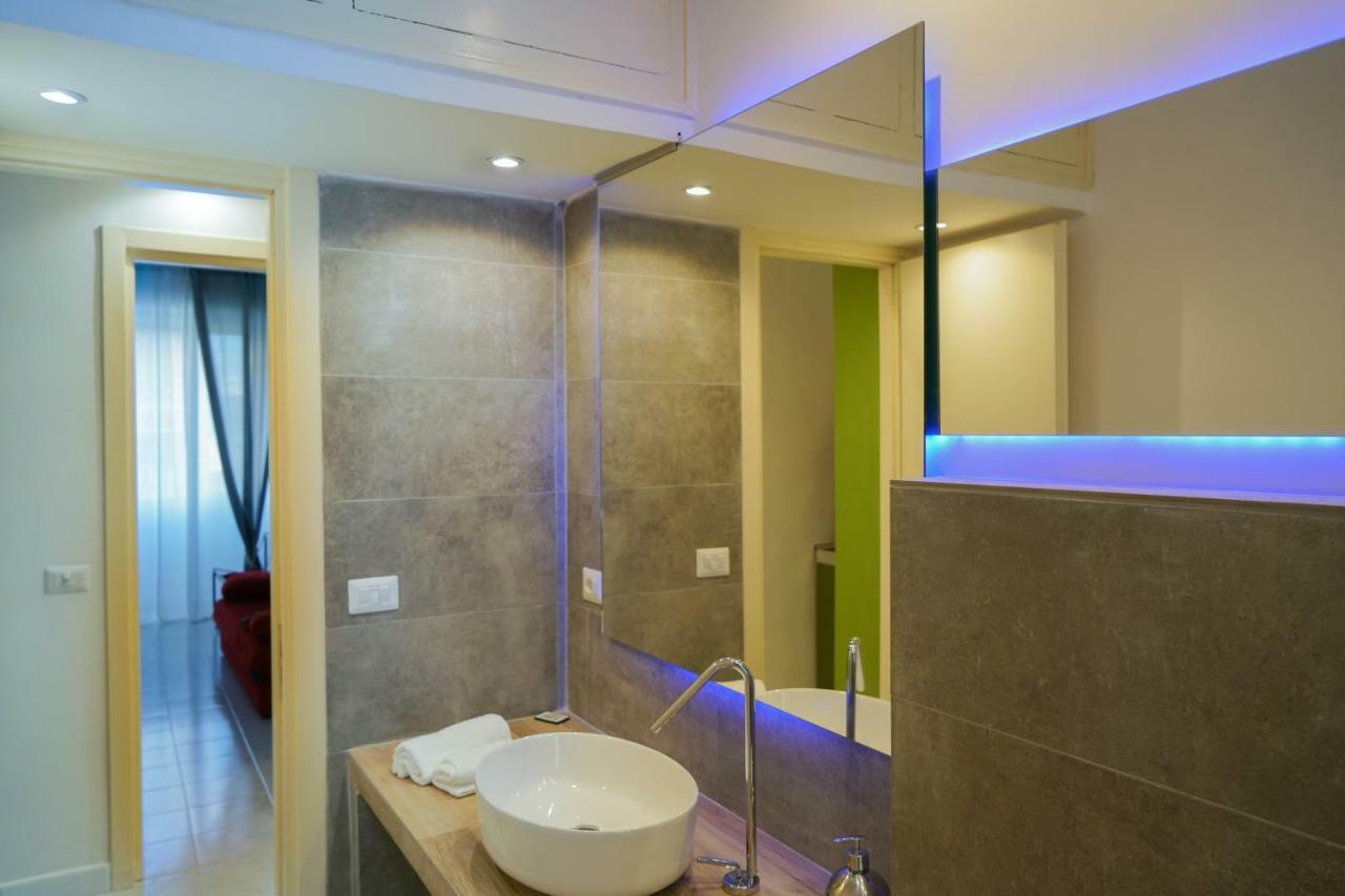 Re Di Roma Bright Home Exterior photo